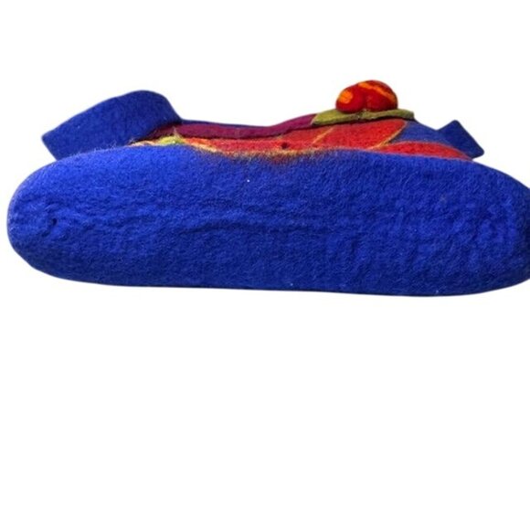 Handcrafted Wool Felt Shoulder Bag With Floral Design & Spiral Accents - Picture 3 of 9